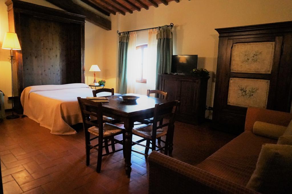 Agriturismo Antico Borgo Poggitazzi Loro Ciuffenna Extérieur photo